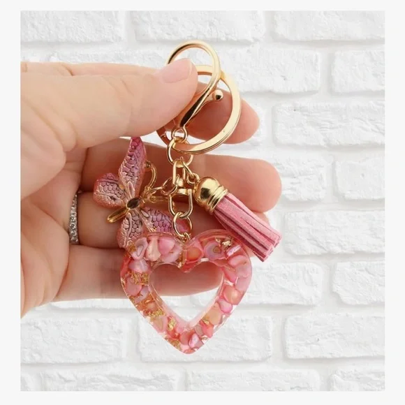 🆕 Heart Resin Keychain with Tassel and Butterfly Charm Bag Accessory for Purse - Picture 2 of 6